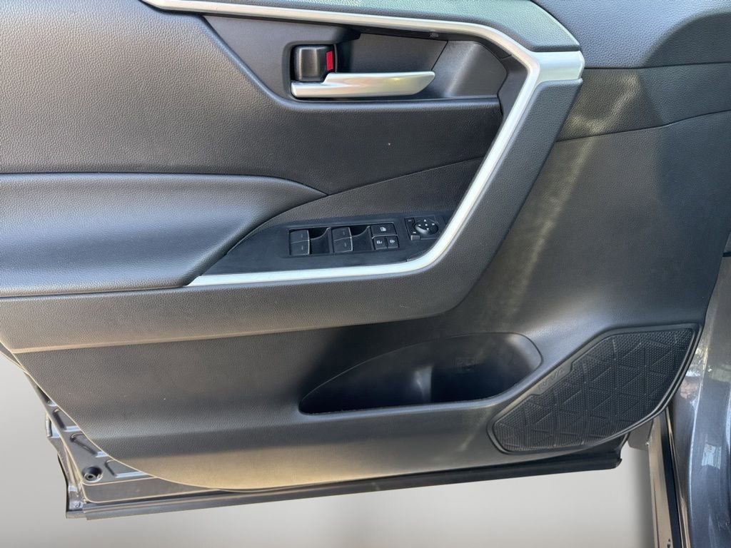 Certified 2024 Toyota RAV4 XLE image 17