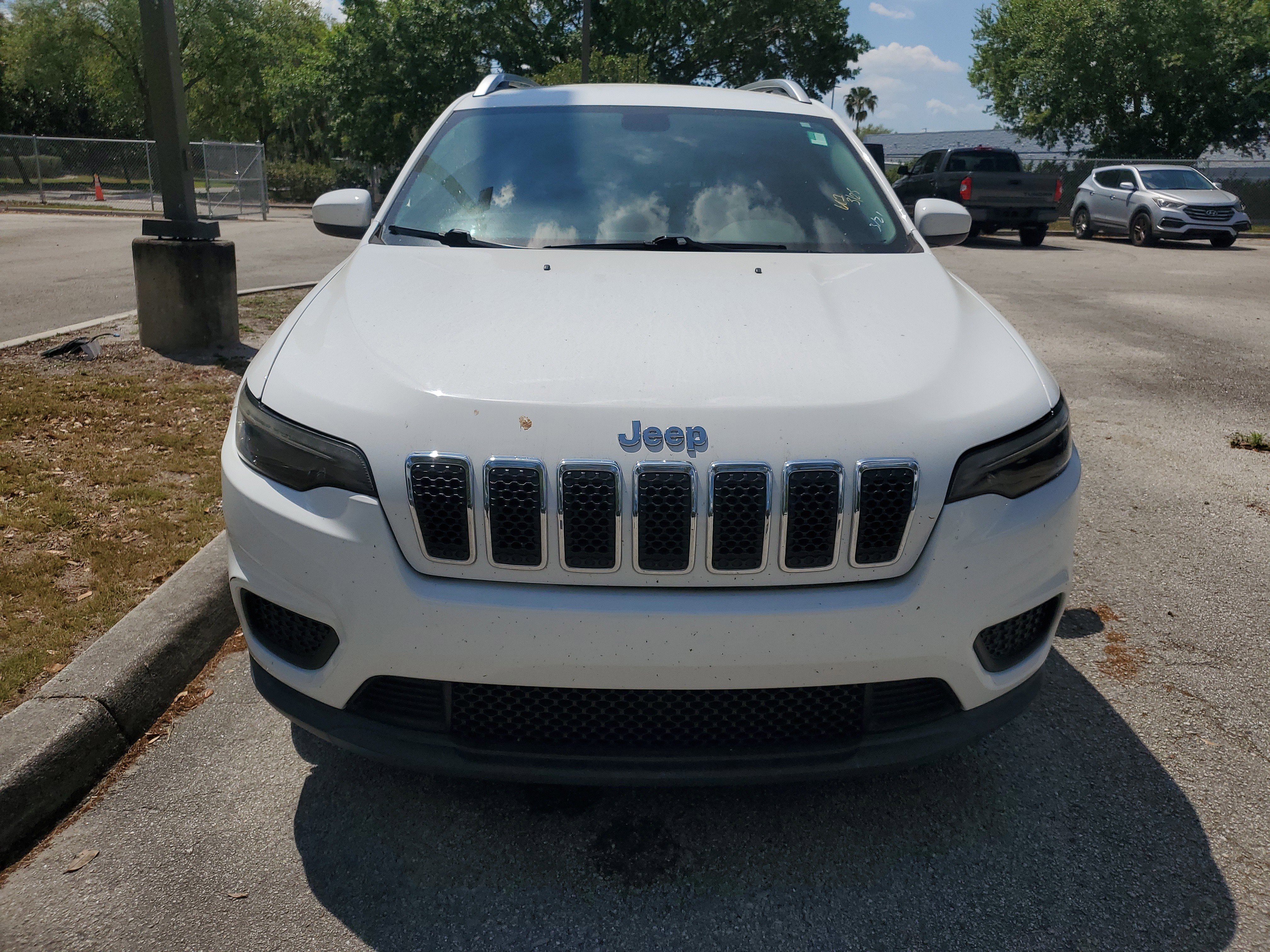 Used 2020 Jeep Cherokee Latitude image 2
