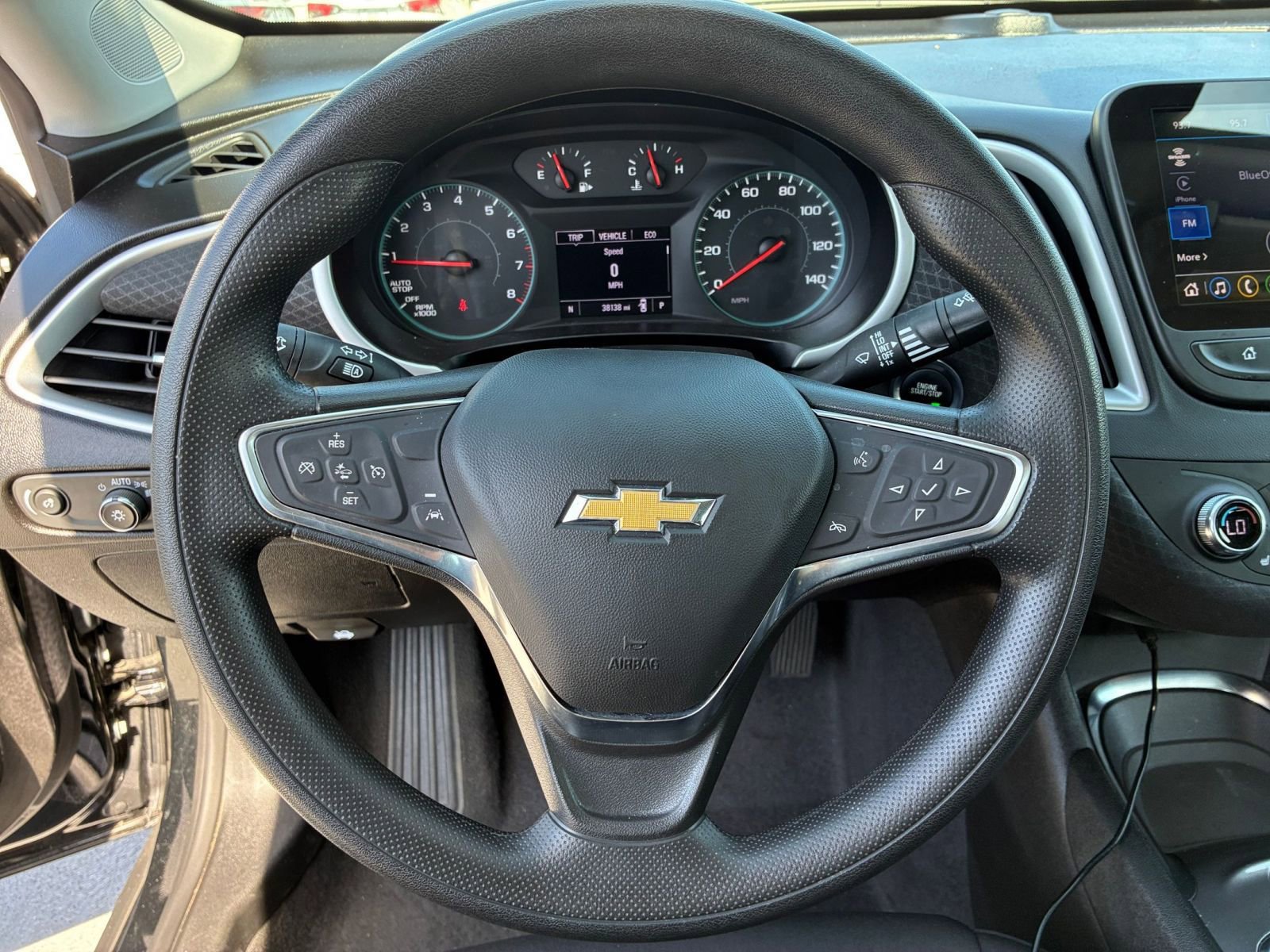 Used 2024 Chevrolet Malibu LT image 29