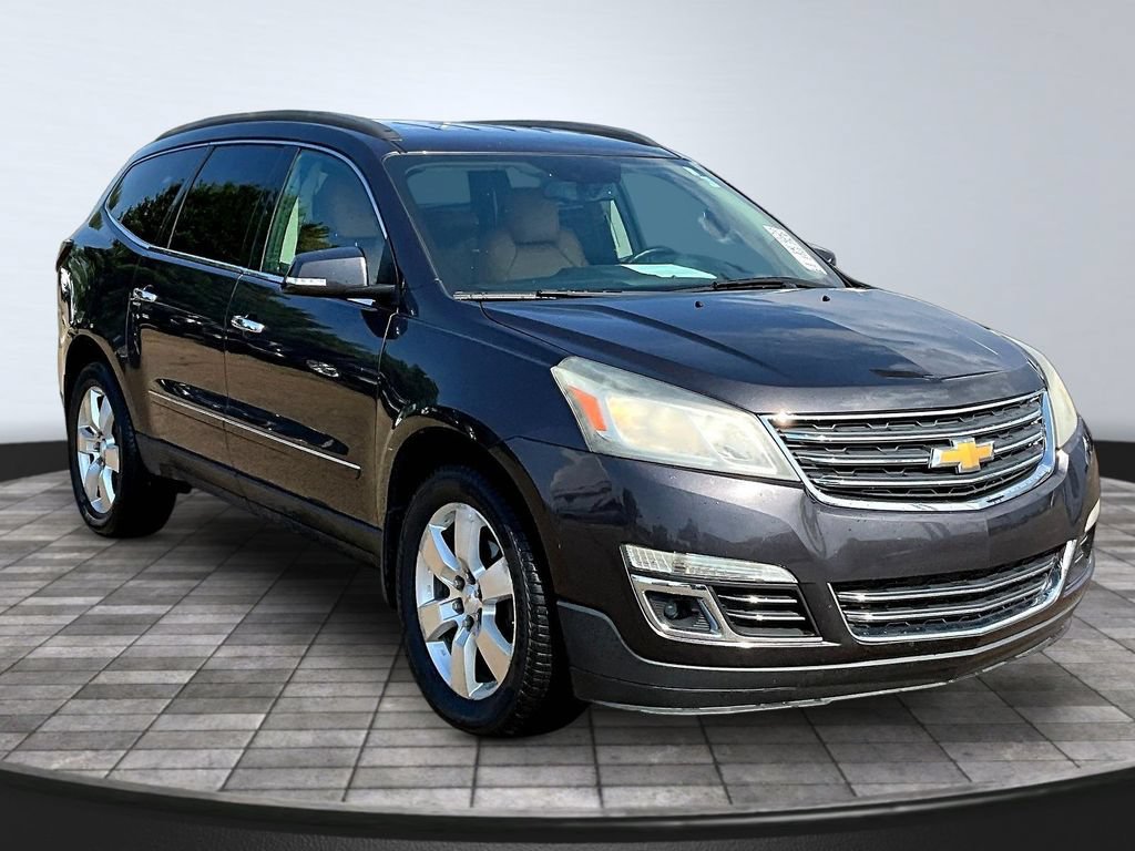 Used 2013 Chevrolet Traverse LTZ FWD image 3