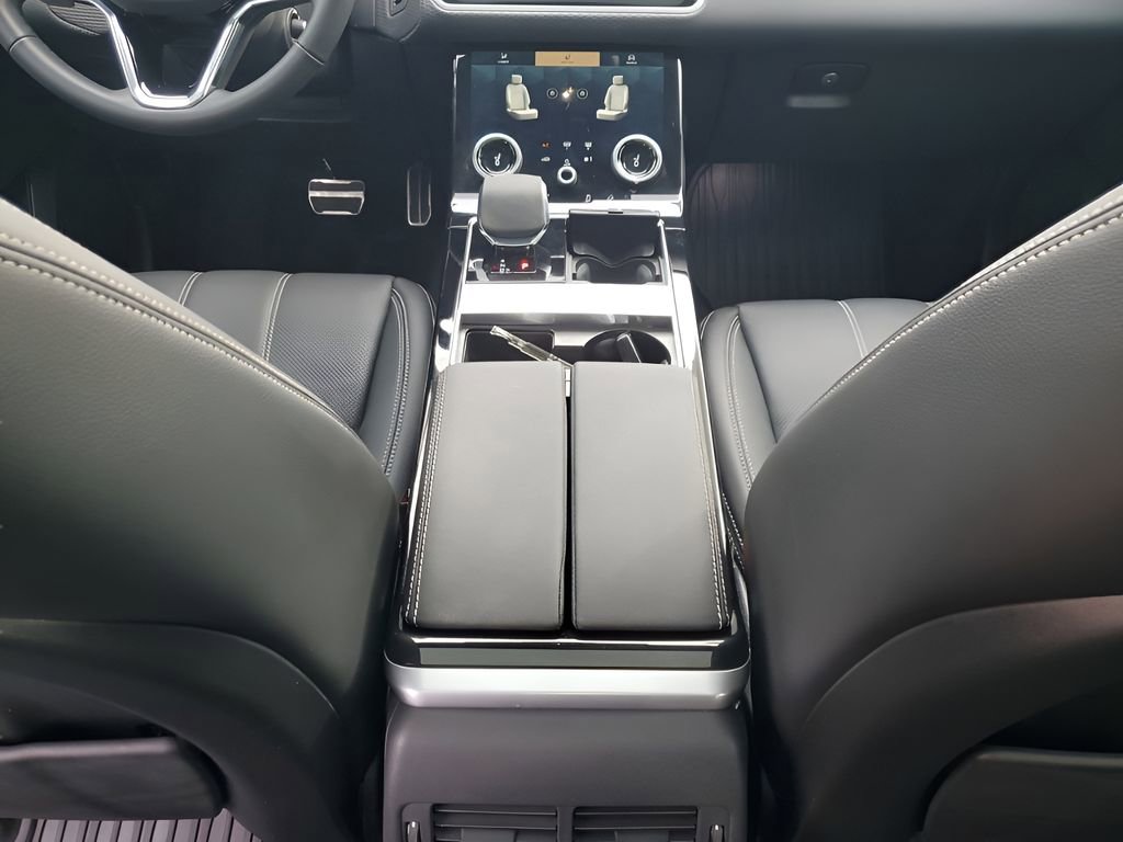 Used 2023 Land Rover Range Rover Velar R-Dynamic S image 22