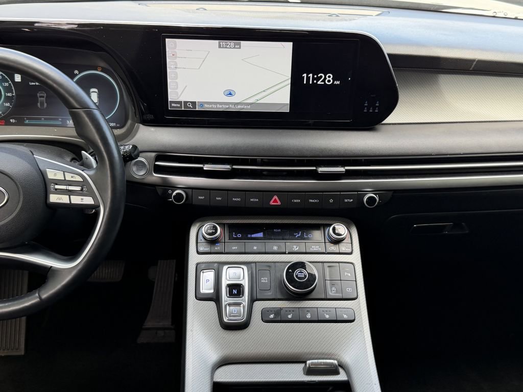 Used 2024 Hyundai Palisade SEL w/ Premium Package FWD image 15