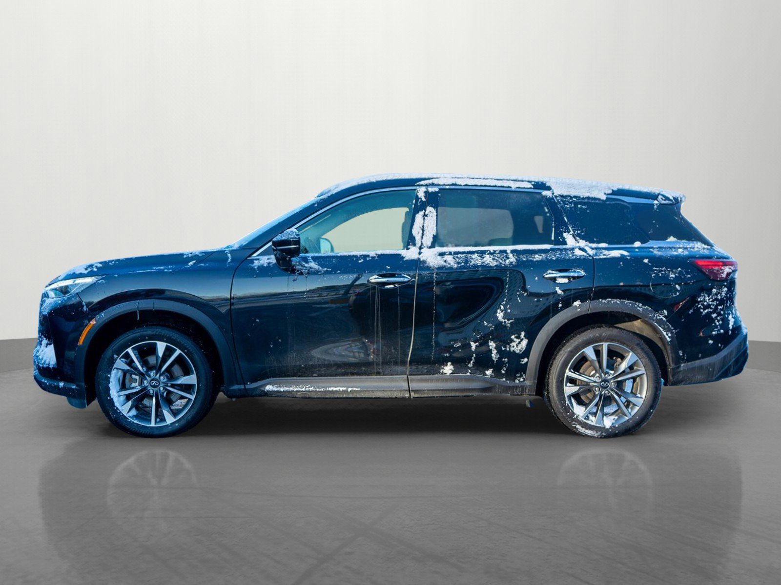 Used 2023 INFINITI QX60 Luxe image 4