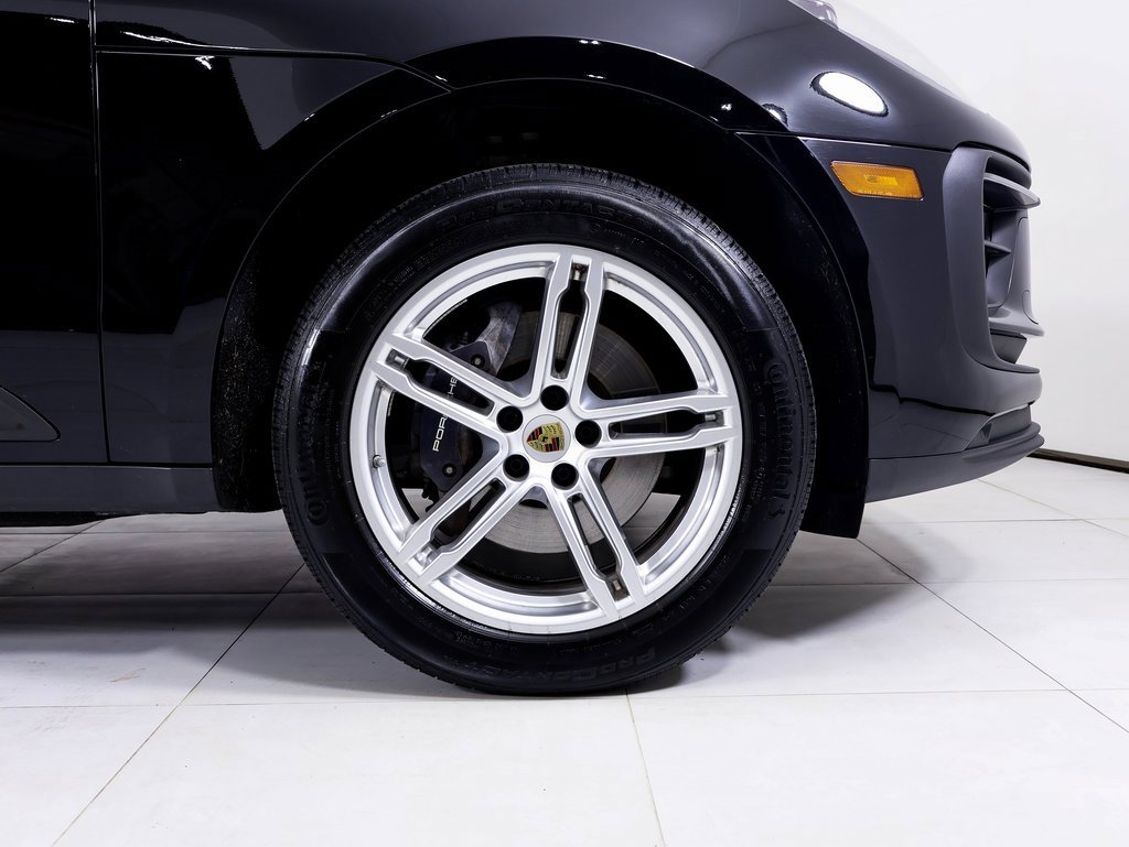 Used 2025 Porsche Macan image 22