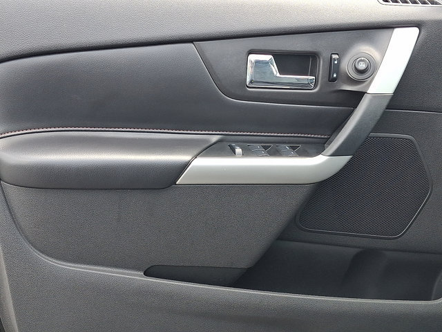 Used 2013 Ford Edge SEL AWD/4WD image 13