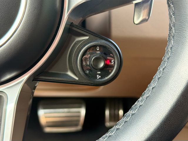 Used 2023 Porsche Cayenne GTS AWD/4WD image 30