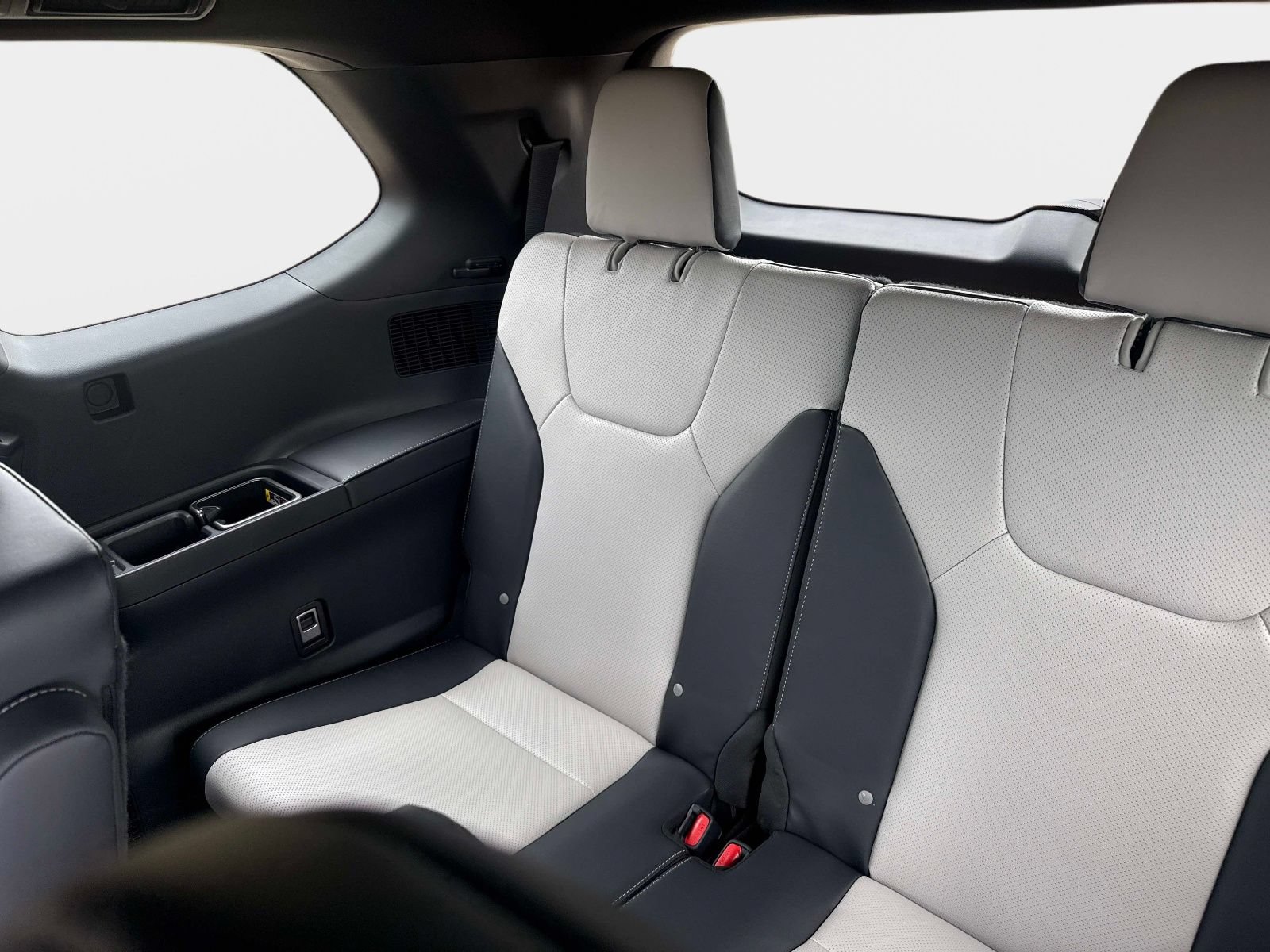 New 2026 Lexus TX 500h AWD image 14