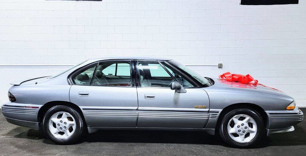 Used 1994 Pontiac Bonneville SSE FWD image 2