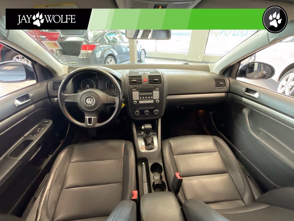 Used 2010 Volkswagen Jetta Limited Edition FWD image 8