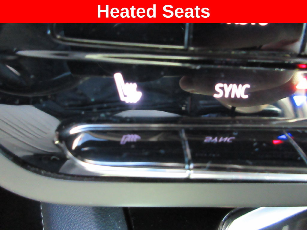 Used 2023 Buick Envision Essence w/ Sport Touring Package FWD image 17