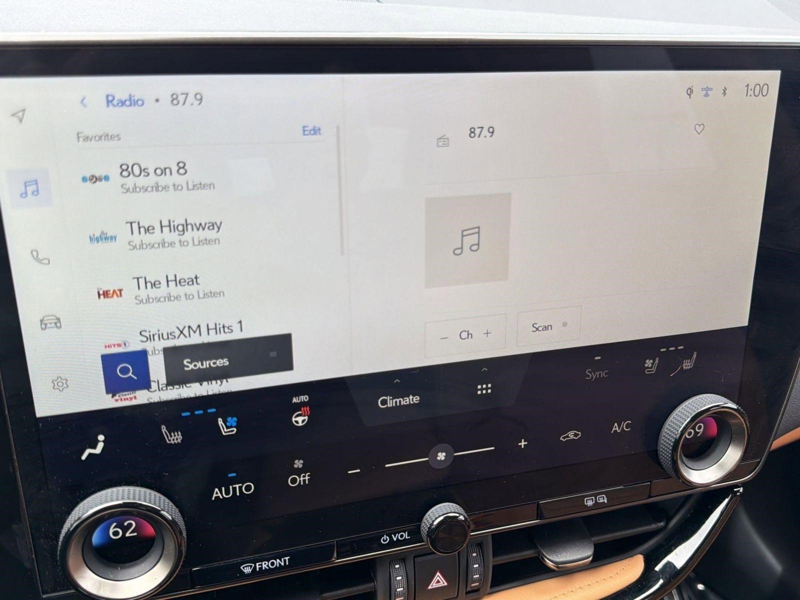 Used 2025 Lexus NX 450h+ AWD w/ Accessory Package (Z1) image 22