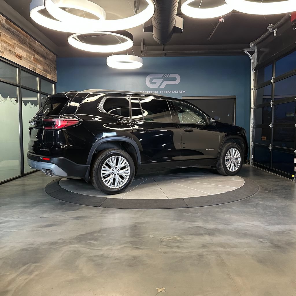 Used 2026 GMC Acadia Elevation w/ Elevation Premium Package AWD/4WD image 3