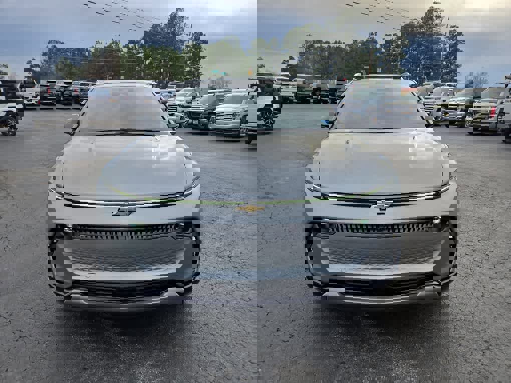 New 2026 Chevrolet Equinox EV LT image 2