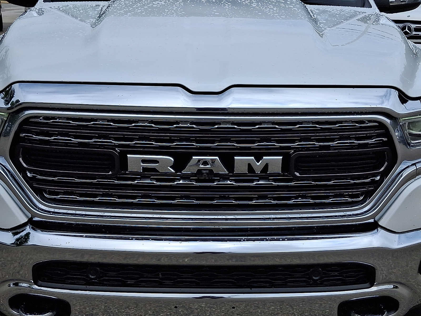 Used 2023 RAM 1500 Limited AWD/4WD image 9