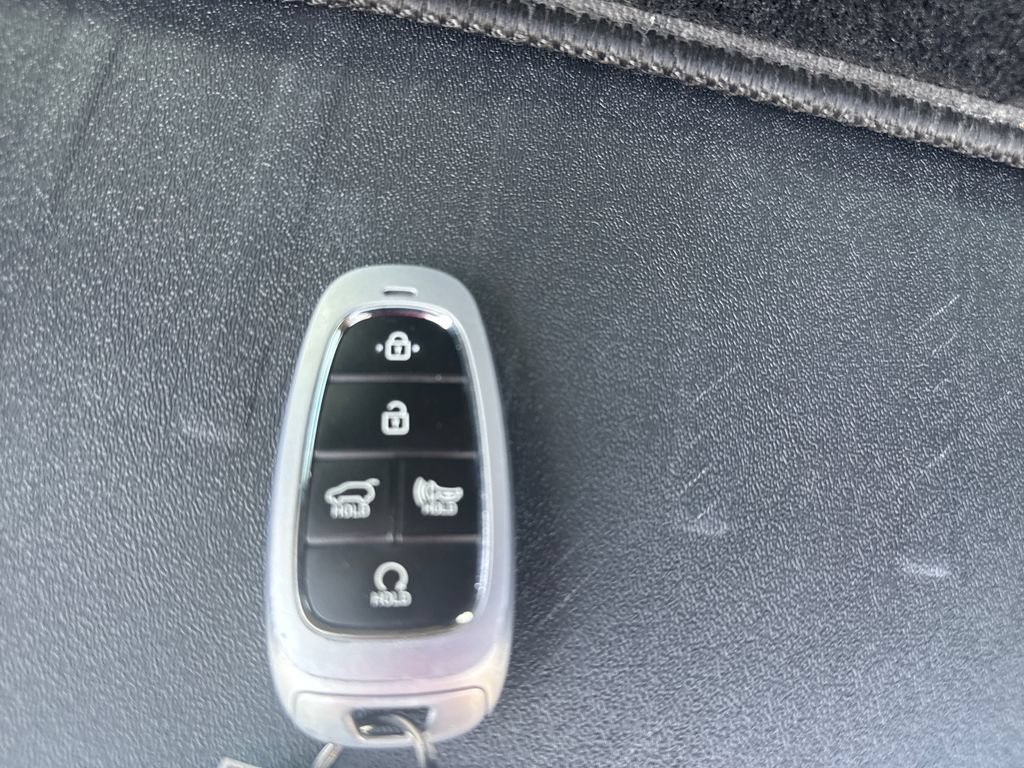 Certified 2023 Hyundai Santa Fe SEL Premium AWD/4WD image 42