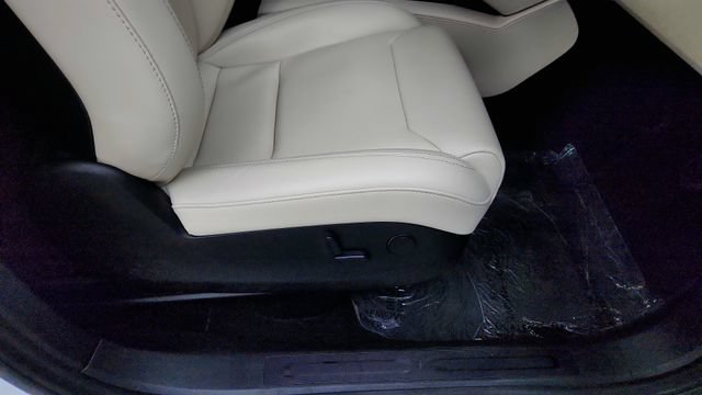 Used 2018 Tesla Model X 75D AWD/4WD image 39