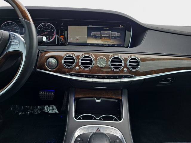 Used 2014 Mercedes-Benz S 63 AMG 4MATIC Sedan image 23