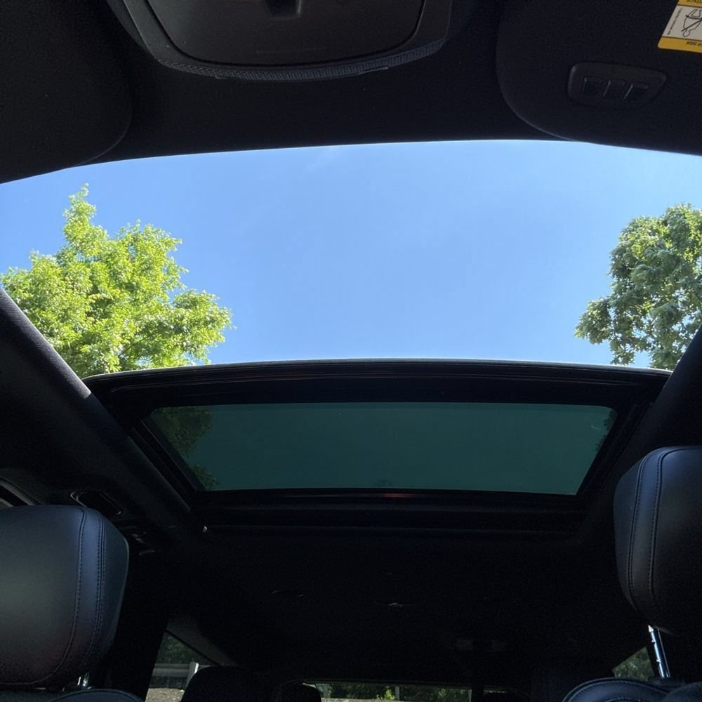 Used 2018 Lincoln Navigator L Select AWD/4WD image 12