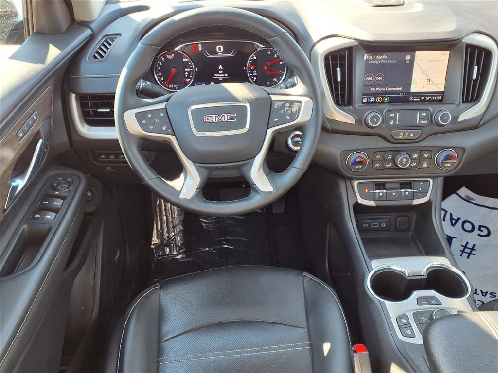 Used 2023 GMC Terrain Denali w/ Black Diamond Edition image 3