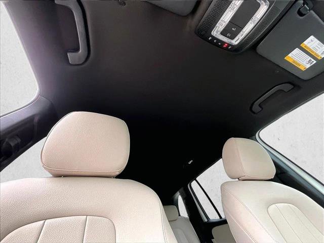 Used 2025 Mercedes-Benz GLB 250 image 17