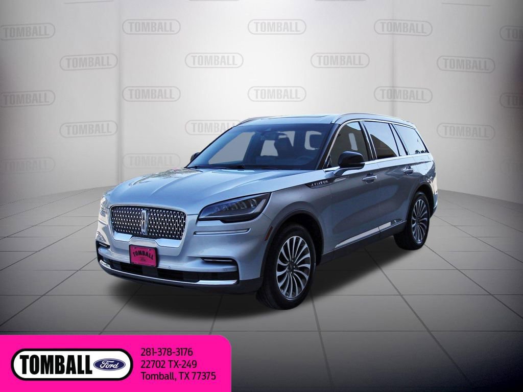 Used 2024 Lincoln Aviator Reserve w/ Elements Package Plus RWD image 3