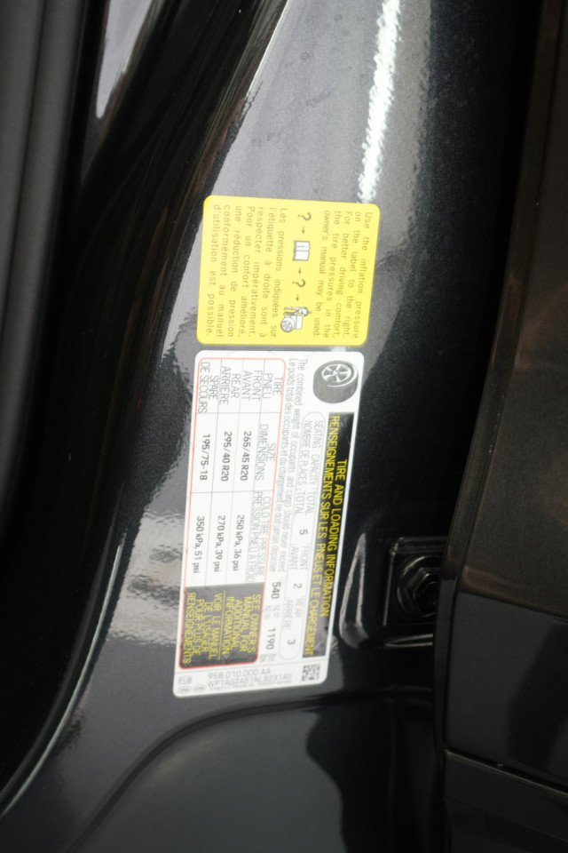 Used 2022 Porsche Macan S image 27