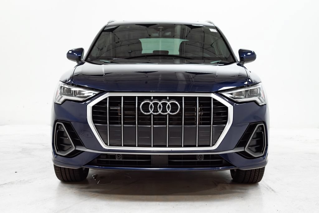 Used 2025 Audi Q3 2.0T Premium AWD/4WD image 4