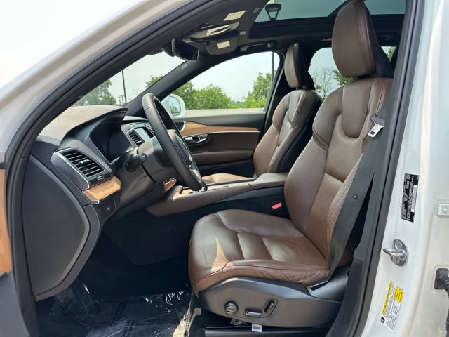 Certified 2023 Volvo XC90 B6 Core w/ Climate Package AWD/4WD image 18