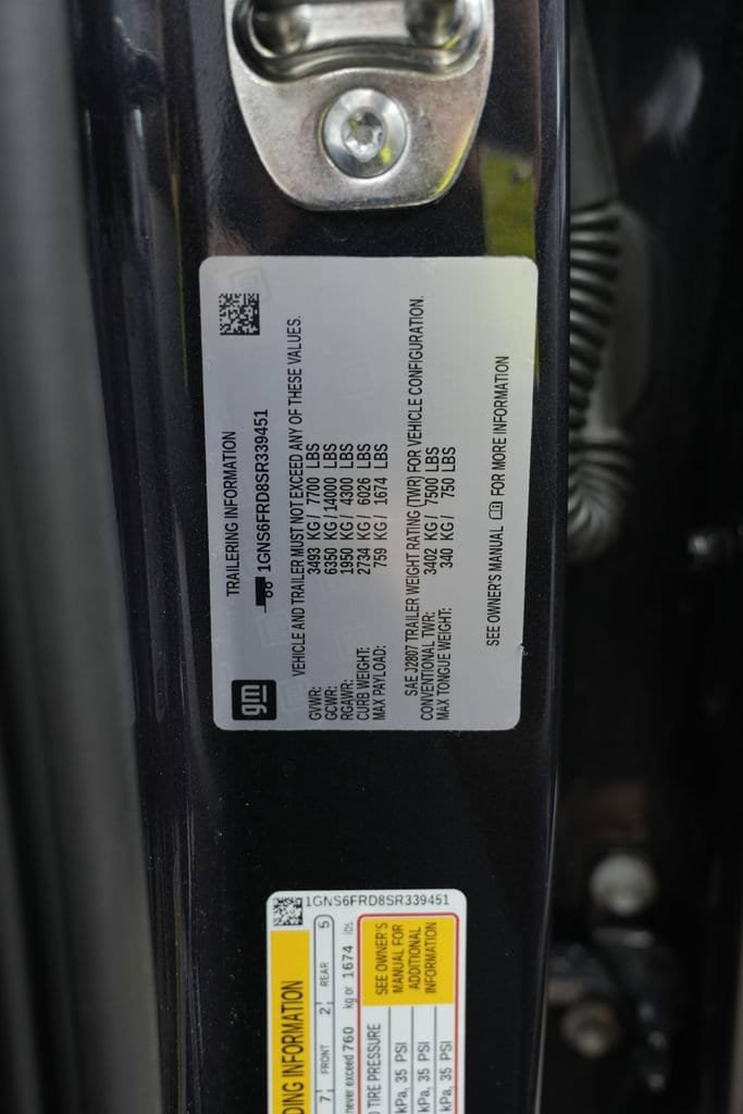 Used 2025 Chevrolet Suburban Premier AWD/4WD image 65