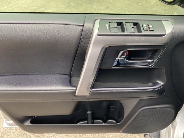 Used 2023 Toyota 4Runner TRD Sport w/ Technology Package image 10