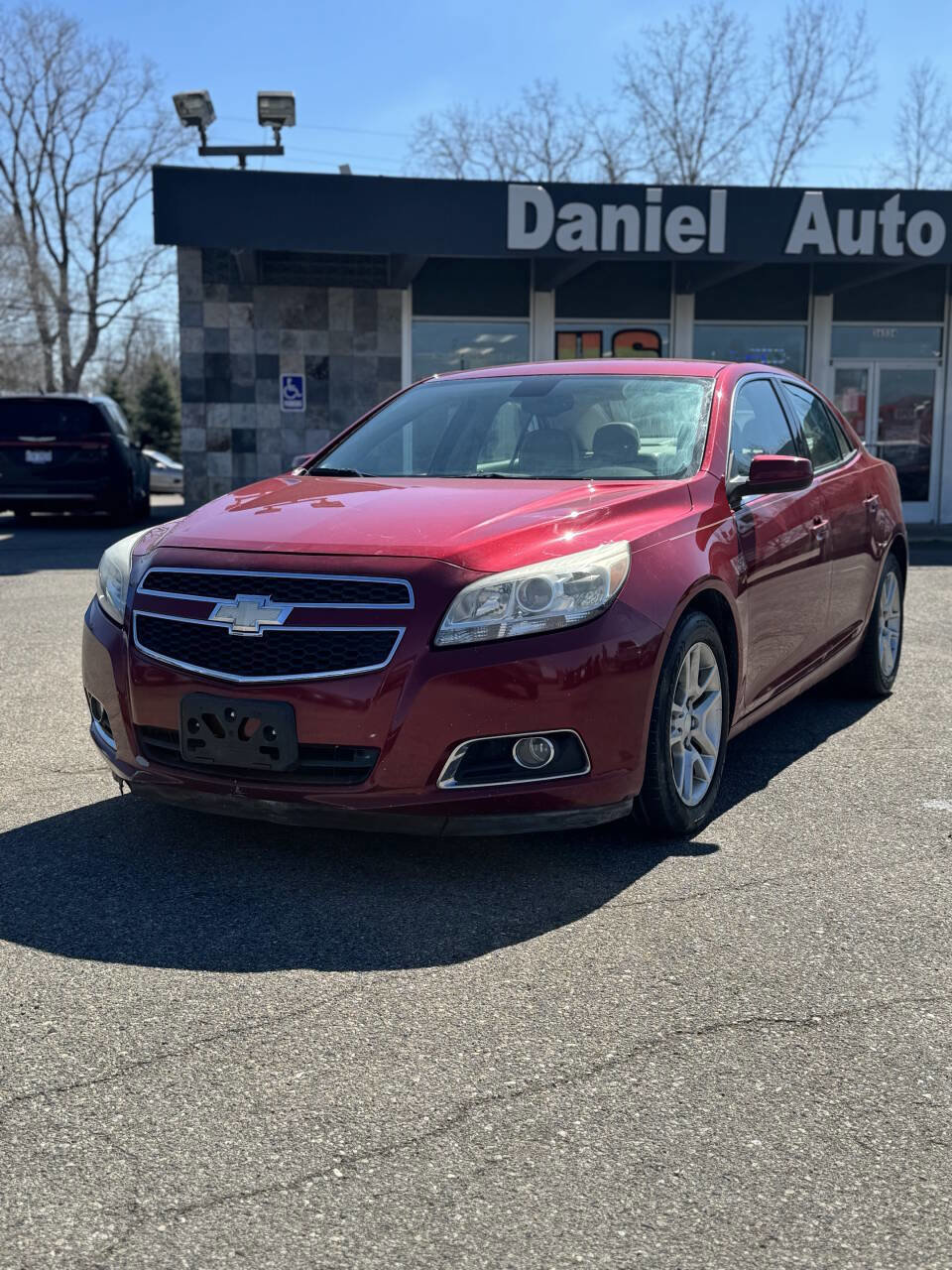 Used 2013 Chevrolet Malibu Eco w/ Leather Package image 2