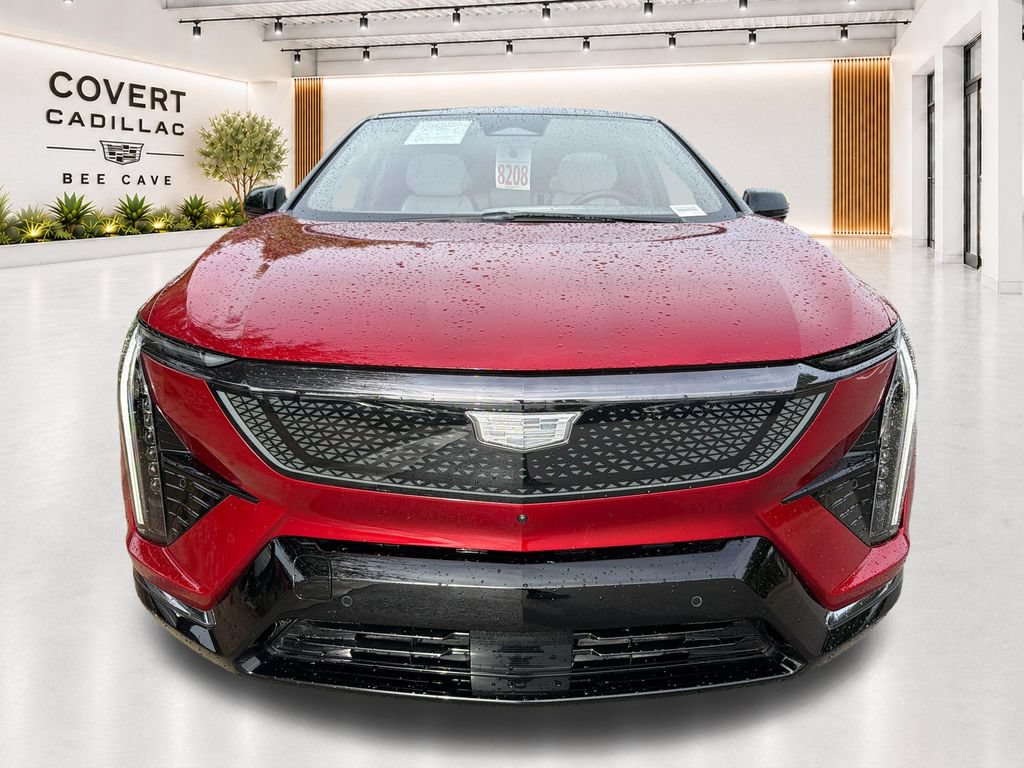 Certified 2025 Cadillac Optiq Sport 1 w/ LPO, Floor Liner Package AWD/4WD image 3