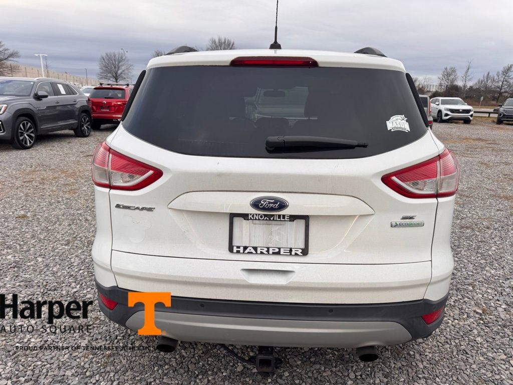 Used 2015 Ford Escape SE w/ Equipment Group 201A image 4