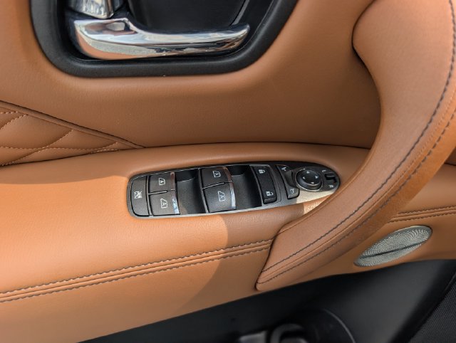 Used 2023 INFINITI QX80 Sensory w/ Cargo Package AWD/4WD image 24