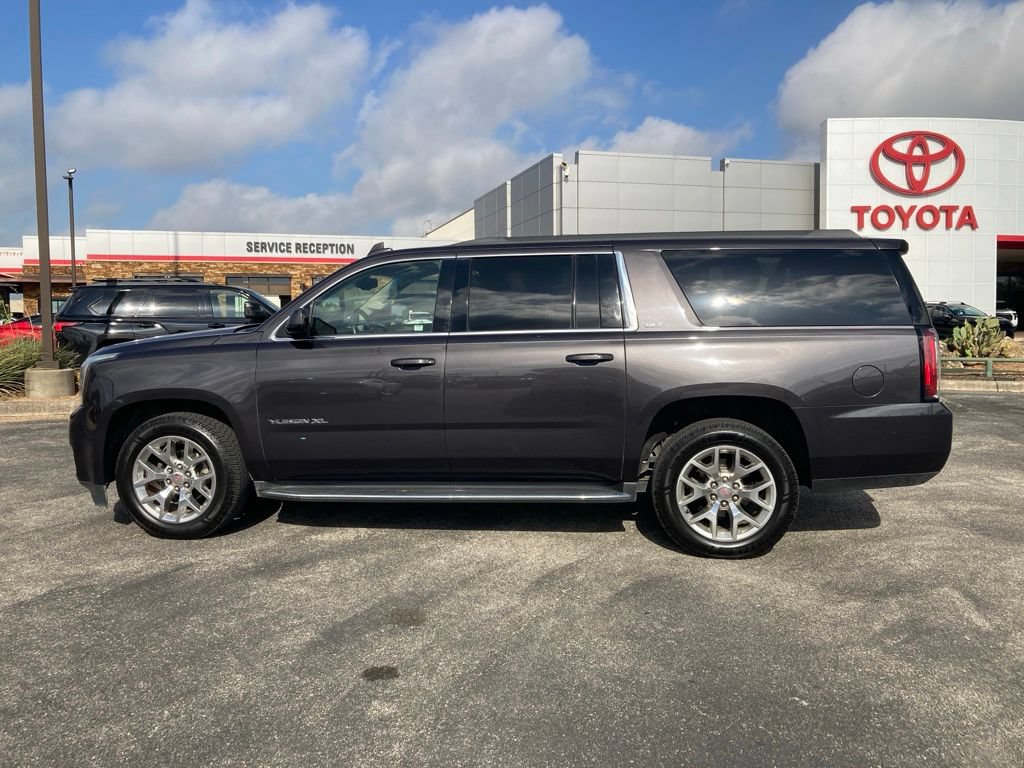 Used 2016 GMC Yukon XL SLT w/ Open Road Package RWD image 8