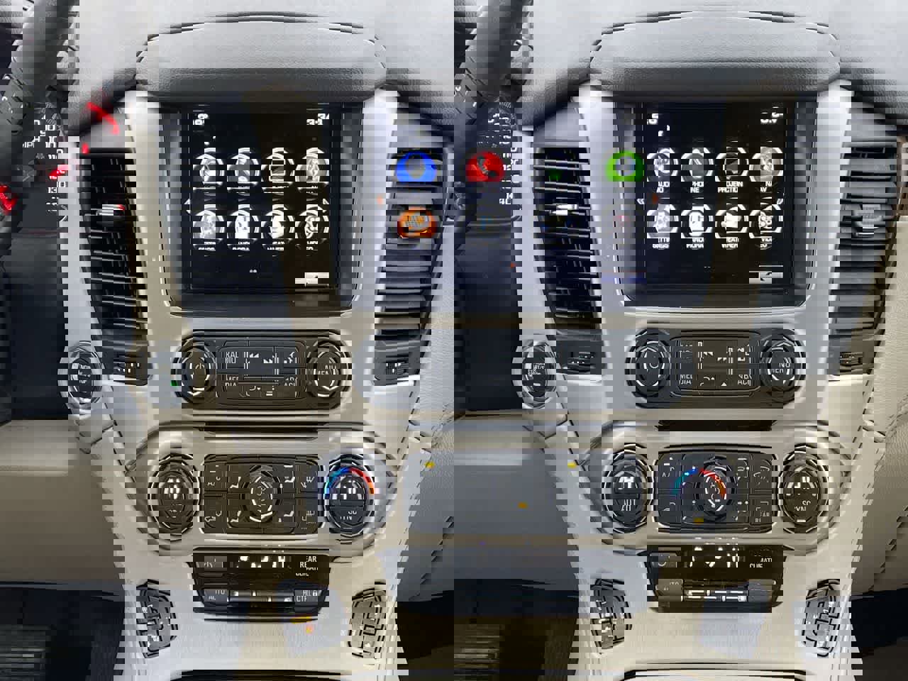 Used 2016 GMC Yukon Denali w/ Open Road Package image 13