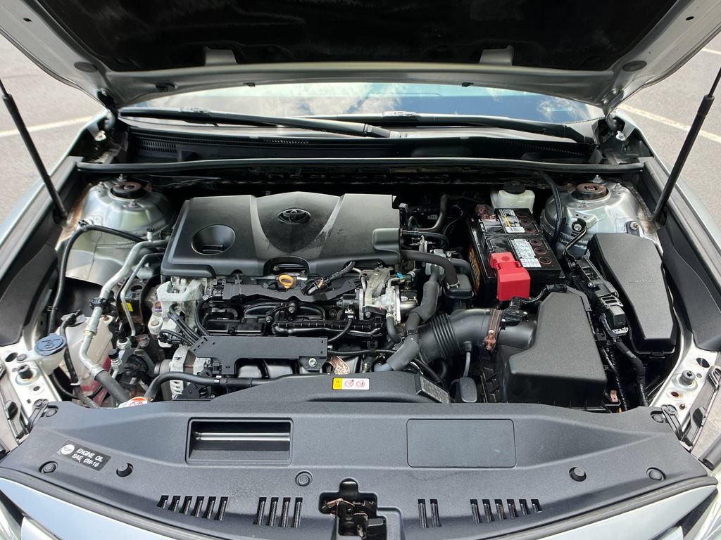 Used 2018 Toyota Camry XLE FWD image 20