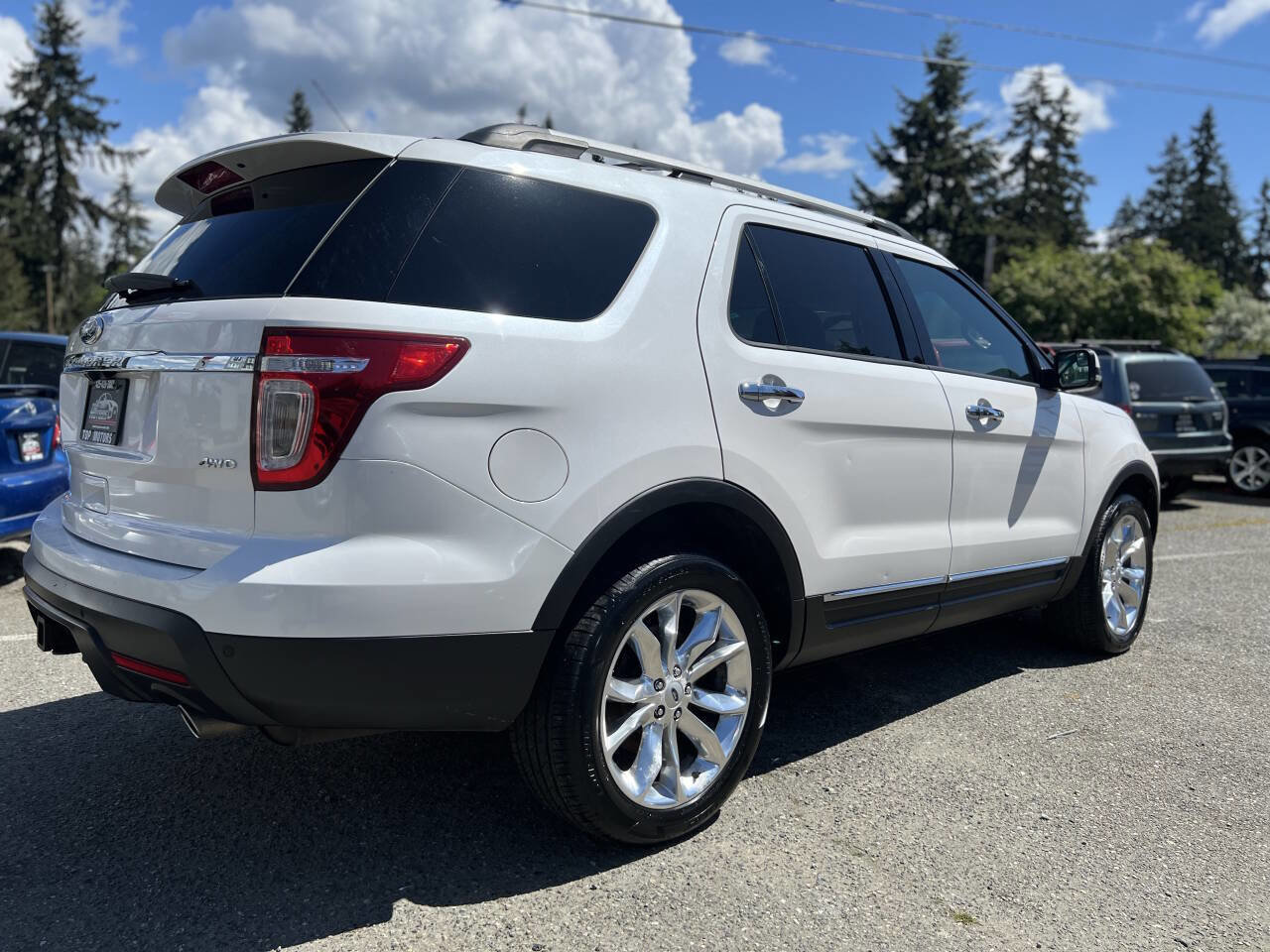 Used 2015 Ford Explorer Limited w/ Equipment Group 301A image 5