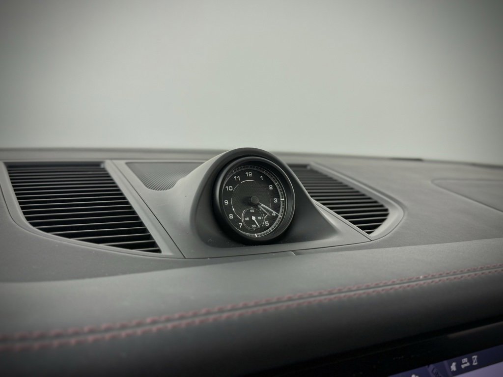 Used 2022 Porsche Macan S image 31