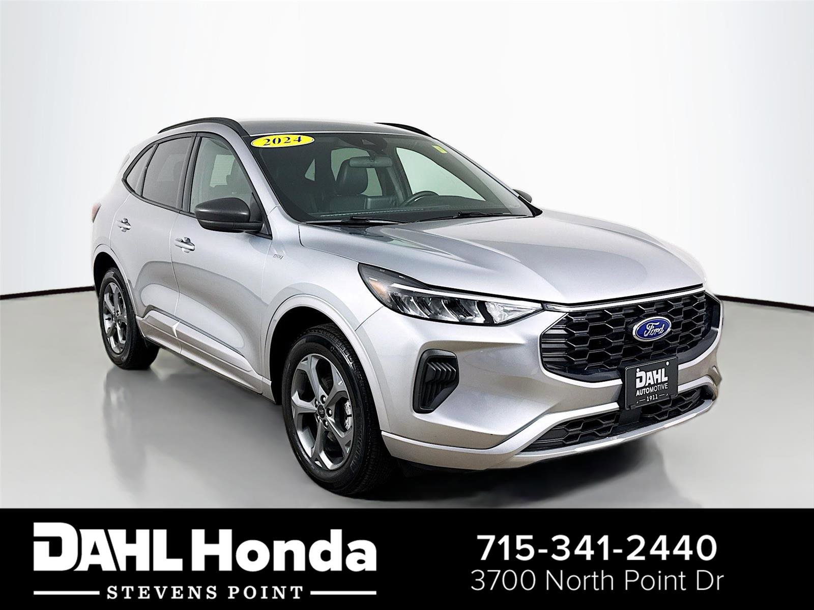 Used 2024 Ford Escape ST-Line image 1