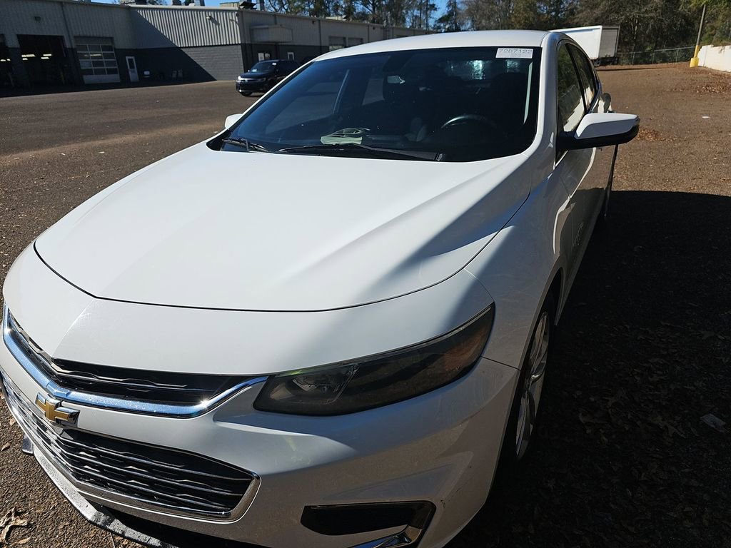 Used 2016 Chevrolet Malibu LT image 3