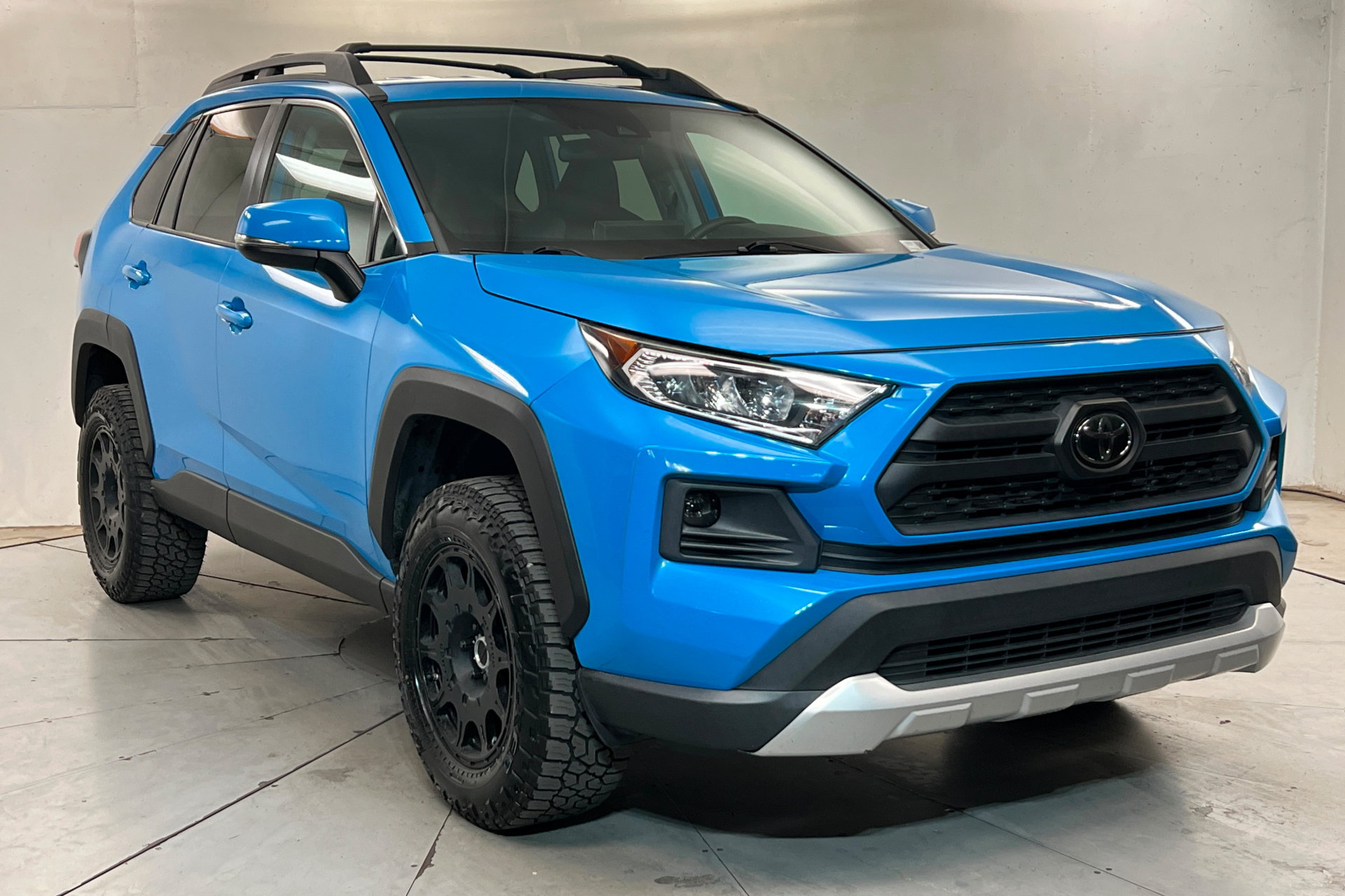 Used 2019 Toyota RAV4 Adventure w/ Cold Weather Package AWD/4WD image 7