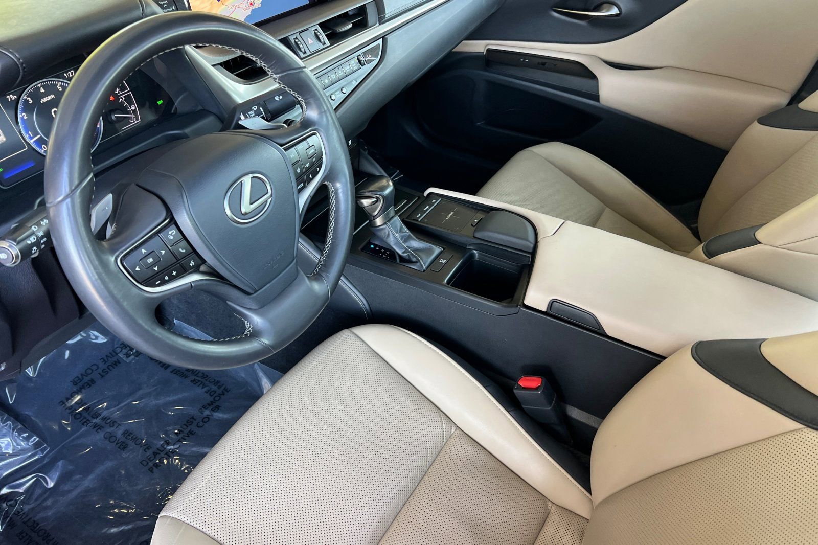 Used 2019 Lexus ES 350 w/ Premium Package image 11
