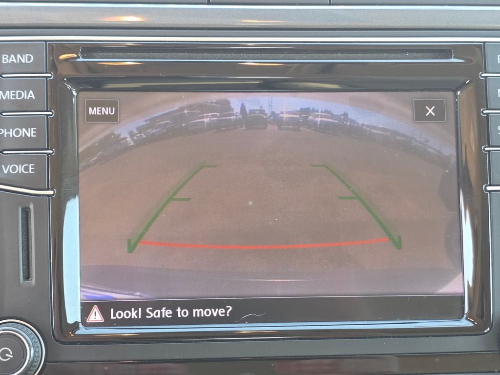 Used 2017 Volkswagen Tiguan S FWD image 13