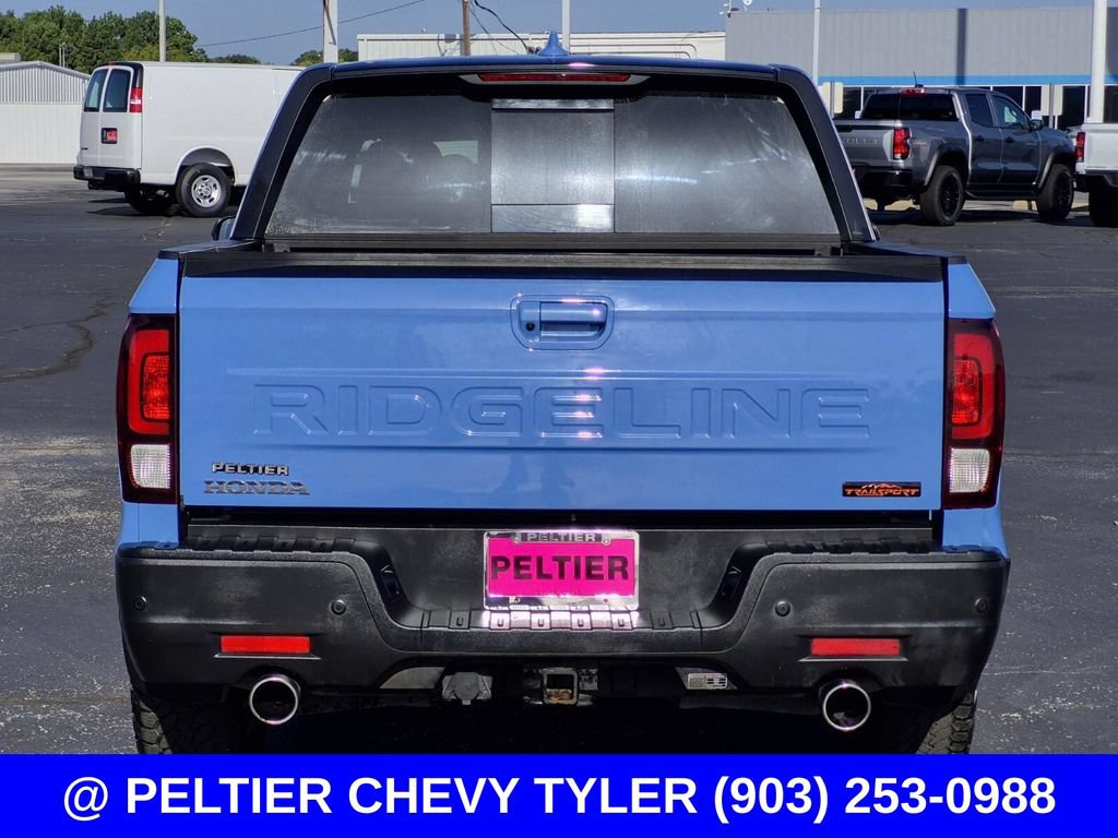 Used 2025 Honda Ridgeline TrailSport image 5