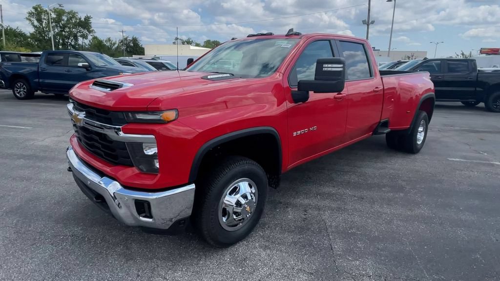 New 2026 Chevrolet Silverado 3500 LT w/ Safety Package AWD/4WD image 6
