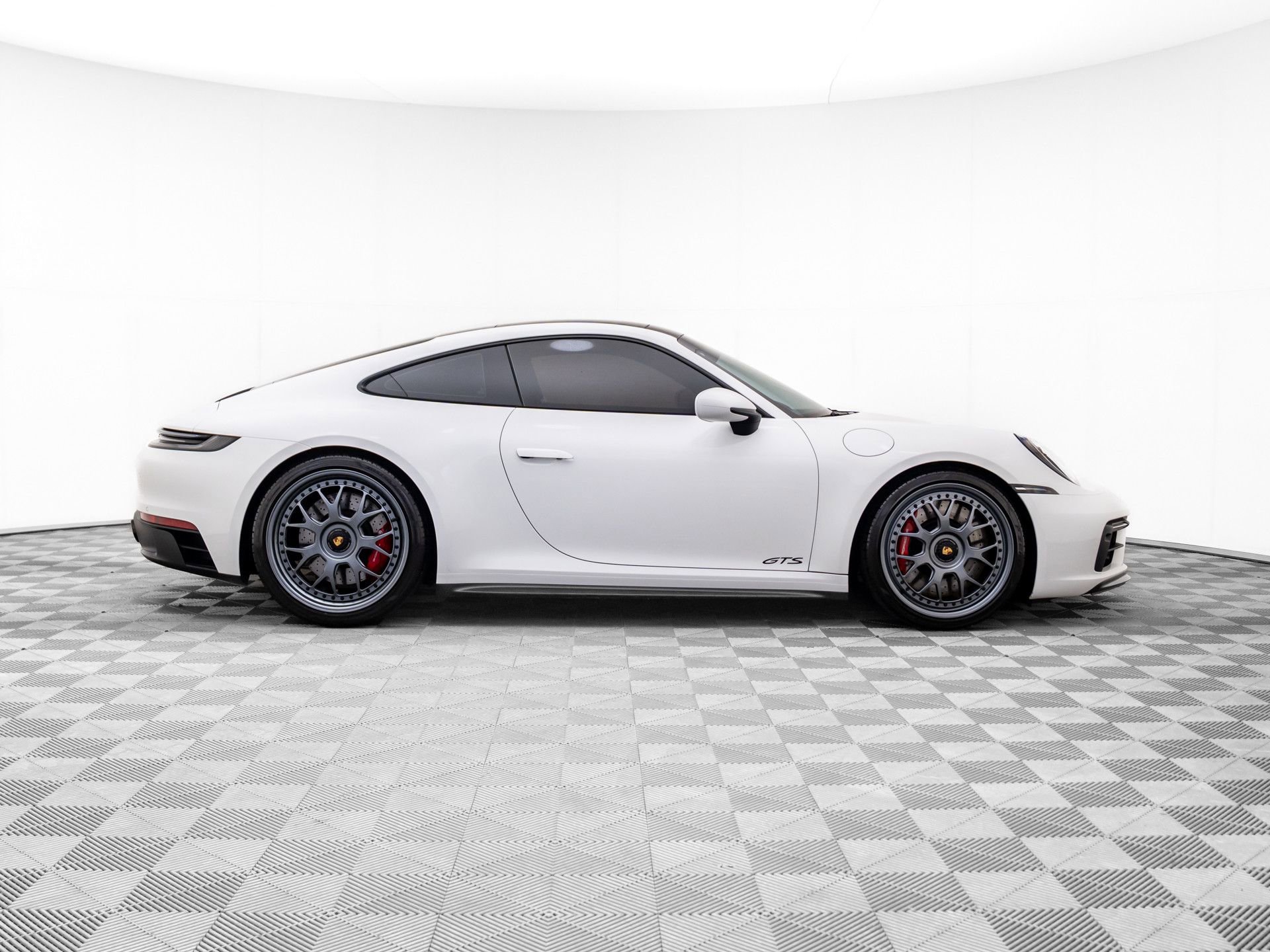 Certified 2024 Porsche 911 Carrera 4 GTS image 8