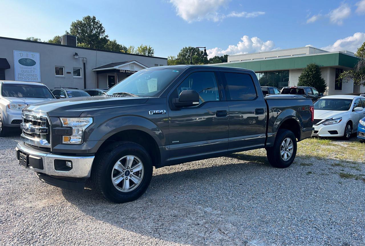 Used 2017 Ford F150 XLT w/ Equipment Group 301A Mid AWD/4WD image 17