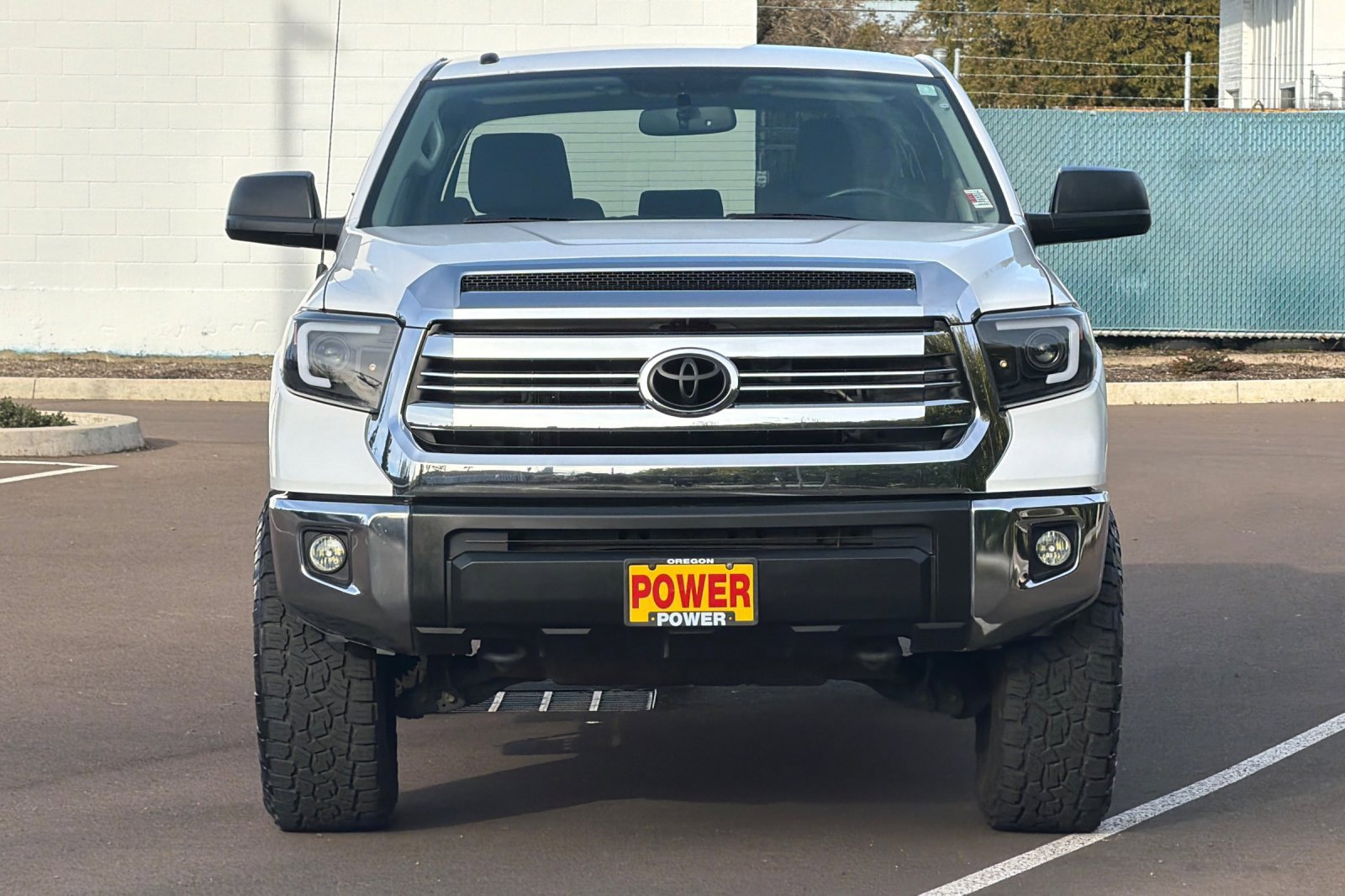 Used 2017 Toyota Tundra SR5 w/ SR5 Upgrade Package image 9