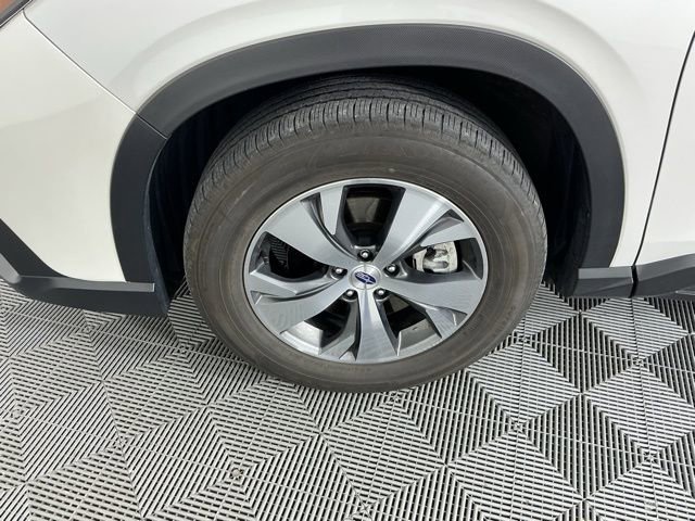 Used 2023 Subaru Ascent Premium w/ Convenience Package image 19